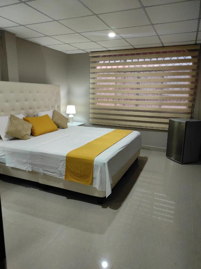 Royalinn Guayaquil Extérieur photo